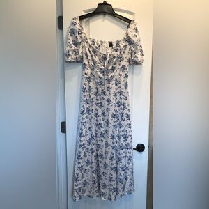 Brand new Summer long sundress with slit on the side size Medium